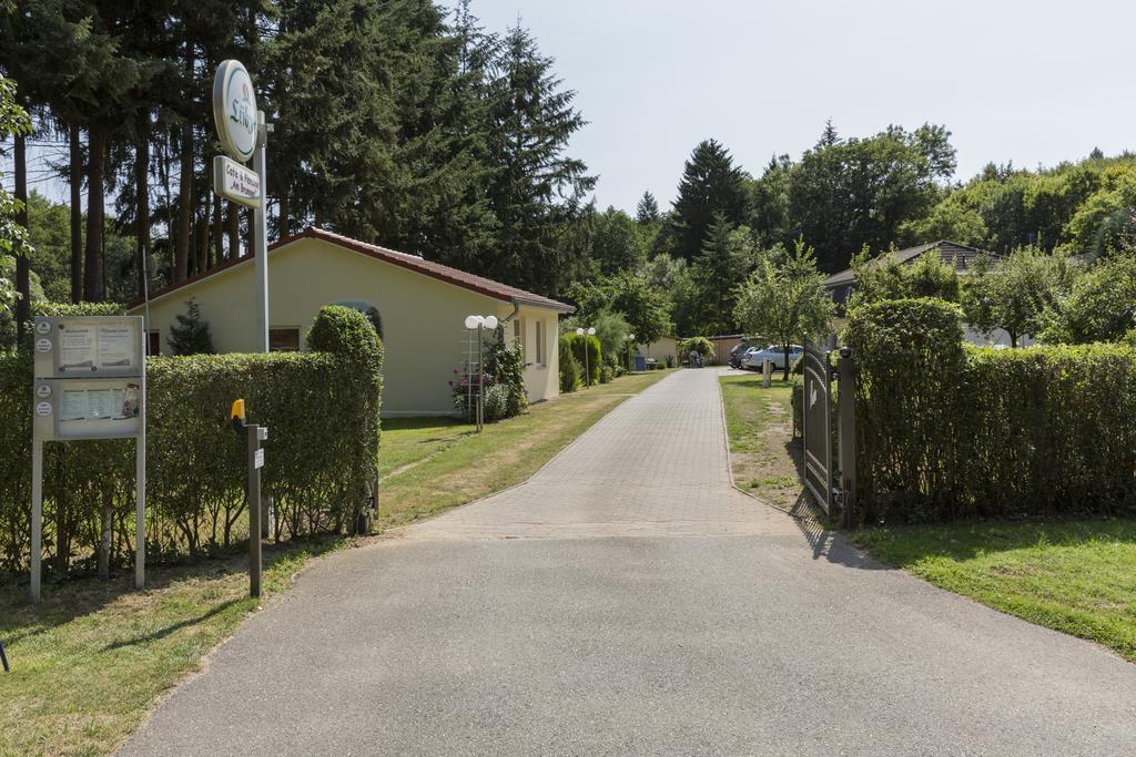 Pension "Am Brunnen" Parchim Exterior foto